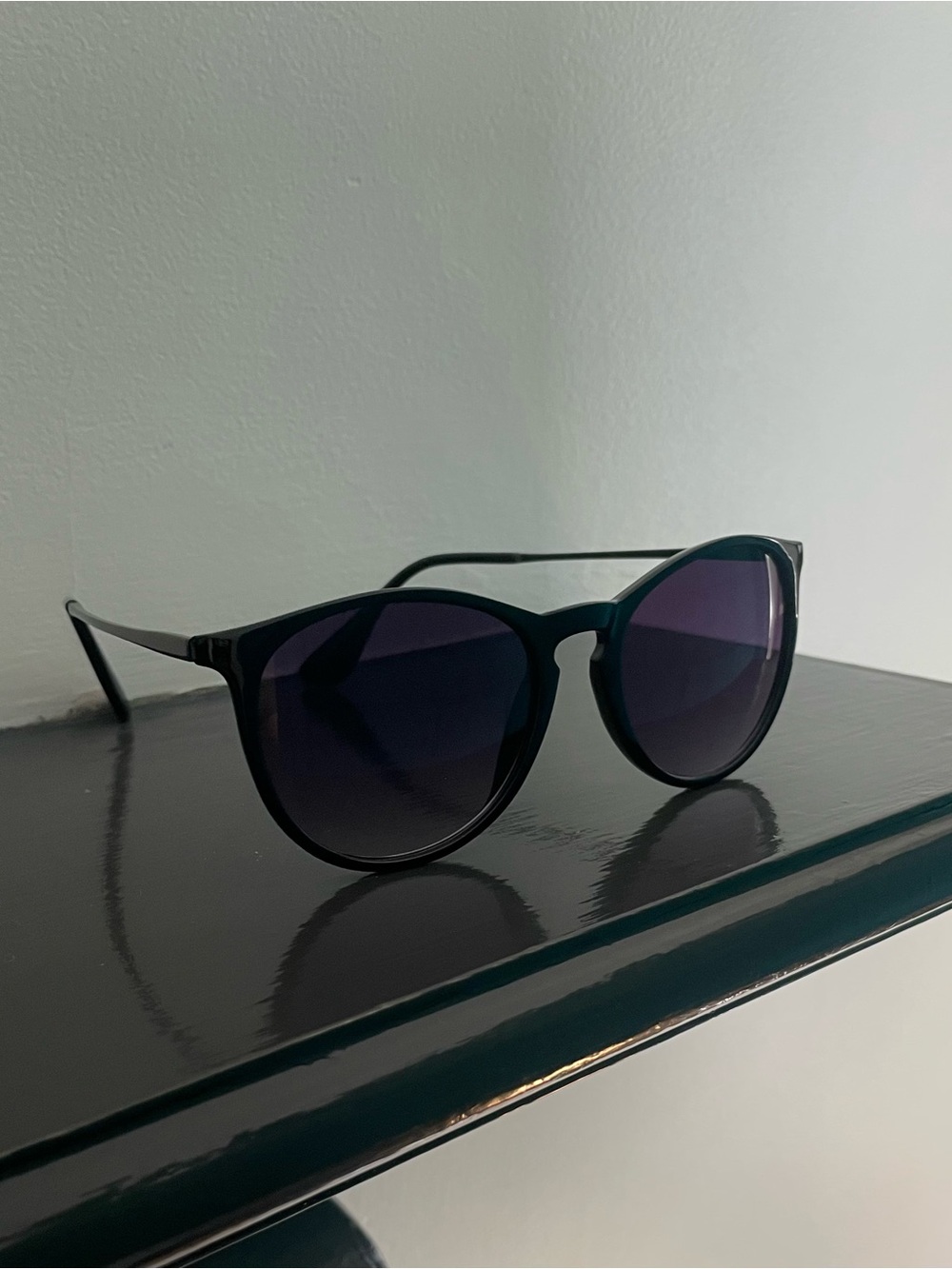 NEW SUNGAIT Vintage Round Sunglasses for Women Men Classic Retro Style